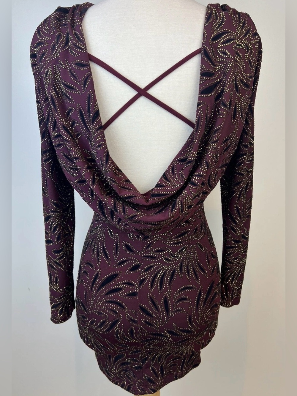 Windsor Burgundy Glitter Open Back Bodycon Dress S Long Sleeve Hoco Homecoming